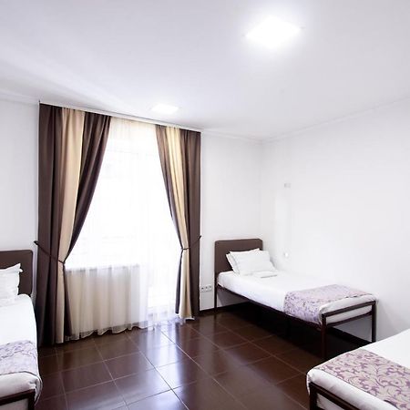 Hotel One Uman Exterior foto
