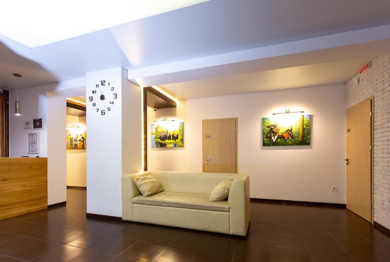 Hotel One Uman Exterior foto