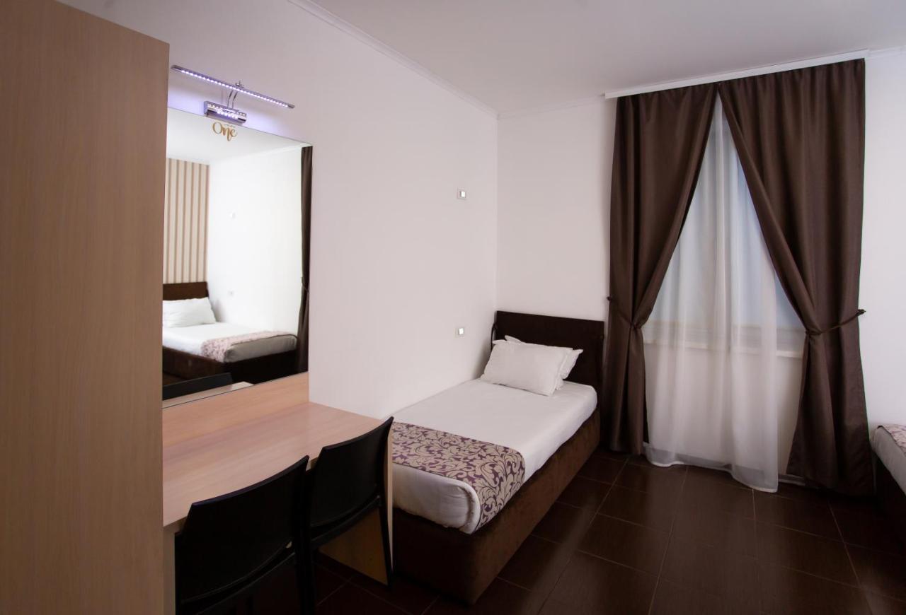 Hotel One Uman Exterior foto