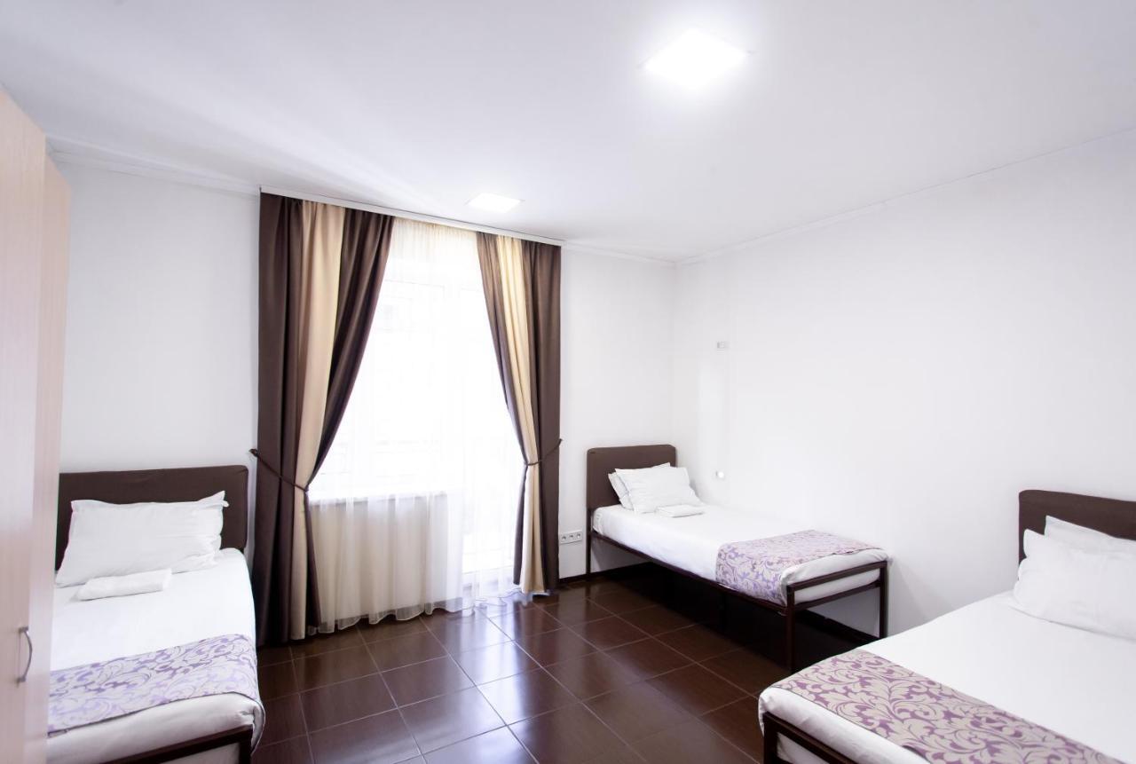 Hotel One Uman Exterior foto